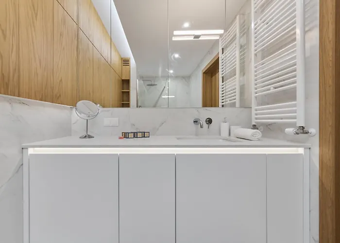 Walonska 16 Family By Renters Prestige فروتسواف