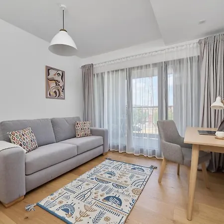 Walonska 16 Family By Renters Prestige * Breslavia