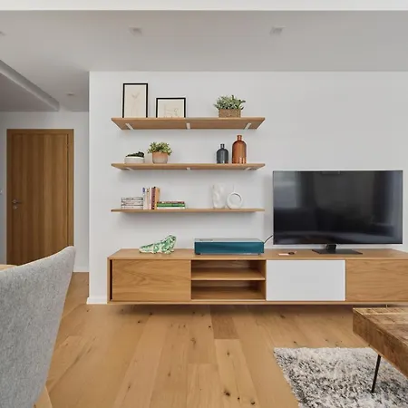 Walonska 16 Family By Renters Prestige *