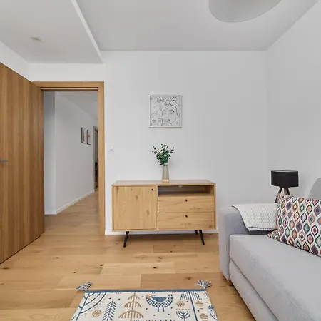 Walonska 16 Family By Renters Prestige Appartamento Breslavia
