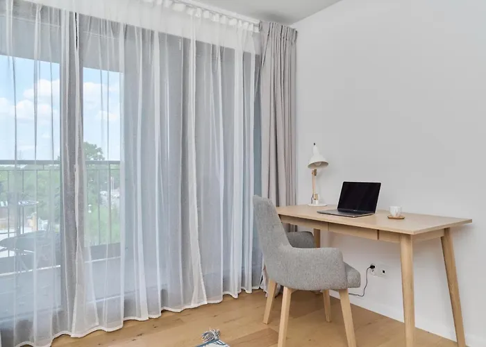 Walonska 16 Family By Renters Prestige *